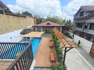 ELEGANT HOUSE WITH SWIMMING POOL FOR SALE