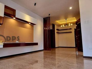 Spacious 3 Bedrooms, 100sqm Floor Area