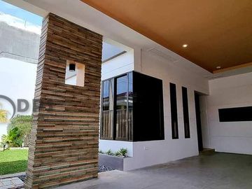 Spacious 3 Bedrooms, 100sqm Floor Area