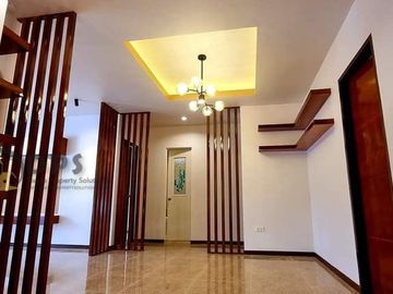 Spacious 3 Bedrooms, 100sqm Floor Area
