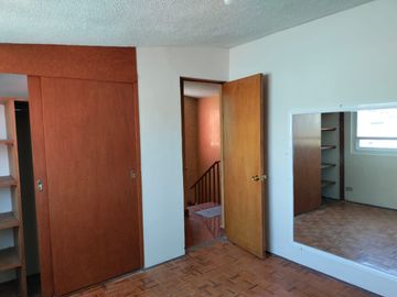 Casa en venta Viveros del Valle, 3 Rec, 2.5 baños, un auto, estudio