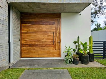 CASA EN VENTA EN FRACCIONAMIENTO DIANA NATURA