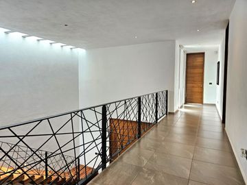 CASA EN VENTA EN FRACCIONAMIENTO DIANA NATURA