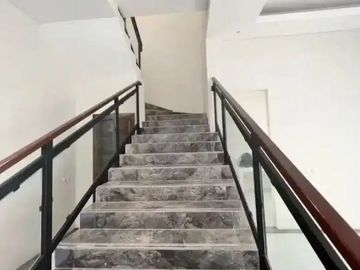 Rumah Woodland Citraland 2 Lantai Gress Baru Mewah Modern Dekat Golf TPR Pasar Modern