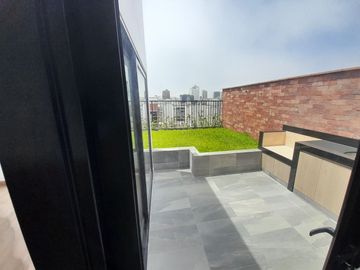 Venta departamento Duplex c/terraza 3 dormitorios Miraflores