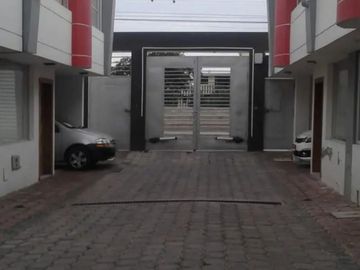 Guillermo Morales Vende Excelente Casa en Ibarra.