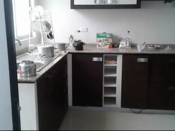 Guillermo Morales Vende Excelente Casa en Ibarra.