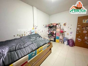 หมู่บ้านเอื้อประชานวลจันทร์ (หลังริมเนื้อที่เท่าบ้านเดี่ยว) ซอยนวลจันทร์56 ถนนนวมินทร์