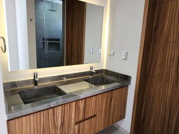 Casa en Exc-Hacienda de Santa Teresa