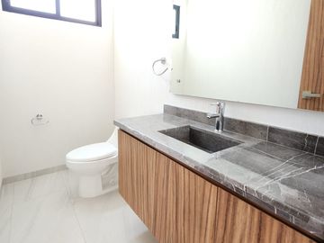 Casa en Exc-Hacienda de Santa Teresa