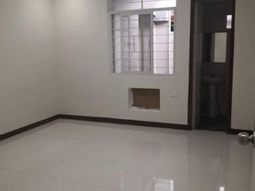 6BR House and Lot For Sale at Philam Village, Pamplona Dos, Las Pinas, Metro Manila