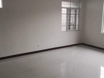 6BR House and Lot For Sale at Philam Village, Pamplona Dos, Las Pinas, Metro Manila
