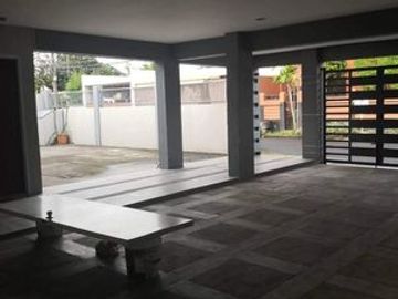 6BR House and Lot For Sale at Philam Village, Pamplona Dos, Las Pinas, Metro Manila