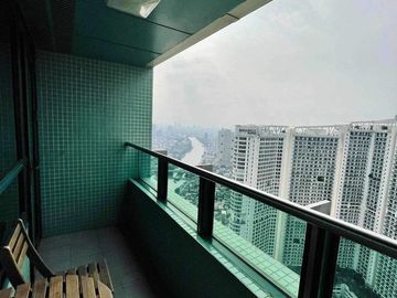 2 BEDROOM CONDO UNIT WITH 2 TANDEM PARKING FOR SALE IN ROCKWELL MAKATI