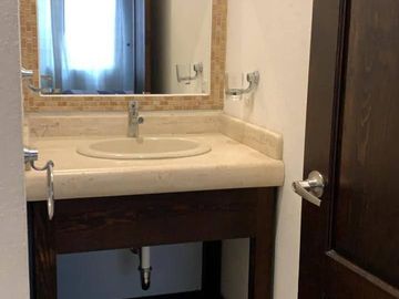 VENDO CONDOMINIO HORIZONTAL CON 6 DEPARTAMENTOS Y UN LOFT TODOS EN UNA PLANTA CON ALBERCA COMUNITARIA EN FRACC VILLAS DE LOS FRAILES EN SAN MIGUEL DE