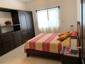 VENDO CONDOMINIO HORIZONTAL CON 6 DEPARTAMENTOS Y UN LOFT TODOS EN UNA PLANTA CON ALBERCA COMUNITARIA EN FRACC VILLAS DE LOS FRAILES EN SAN MIGUEL DE