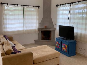 VENDO CONDOMINIO HORIZONTAL CON 6 DEPARTAMENTOS Y UN LOFT TODOS EN UNA PLANTA CON ALBERCA COMUNITARIA EN FRACC VILLAS DE LOS FRAILES EN SAN MIGUEL DE