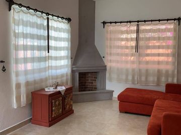 VENDO CONDOMINIO HORIZONTAL CON 6 DEPARTAMENTOS Y UN LOFT TODOS EN UNA PLANTA CON ALBERCA COMUNITARIA EN FRACC VILLAS DE LOS FRAILES EN SAN MIGUEL DE