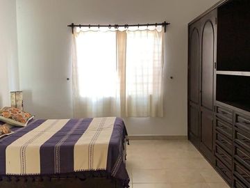 VENDO CONDOMINIO HORIZONTAL CON 6 DEPARTAMENTOS Y UN LOFT TODOS EN UNA PLANTA CON ALBERCA COMUNITARIA EN FRACC VILLAS DE LOS FRAILES EN SAN MIGUEL DE
