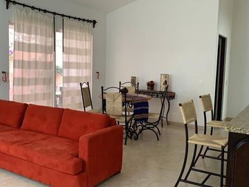 VENDO CONDOMINIO HORIZONTAL CON 6 DEPARTAMENTOS Y UN LOFT TODOS EN UNA PLANTA CON ALBERCA COMUNITARIA EN FRACC VILLAS DE LOS FRAILES EN SAN MIGUEL DE