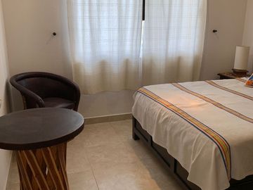VENDO CONDOMINIO HORIZONTAL CON 6 DEPARTAMENTOS Y UN LOFT TODOS EN UNA PLANTA CON ALBERCA COMUNITARIA EN FRACC VILLAS DE LOS FRAILES EN SAN MIGUEL DE