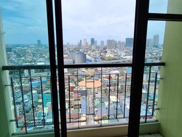 Condo in makati city Area RENT TO OWN Ready for occupancy condominium circuit palanan arnaiz san antonio pio del pillar dela rosa dela costa rofino