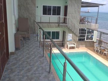 Ocean Breeze Resort