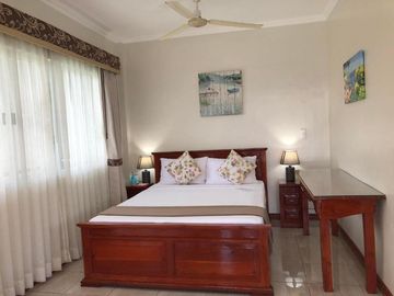 Ocean Breeze Resort