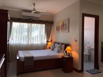 Ocean Breeze Resort