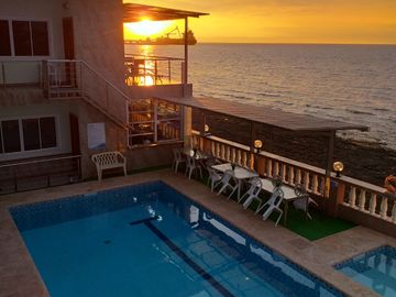 Ocean Breeze Resort