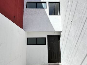 Casa Remodelada en Venta en Tequis, cerca del Rio Santiago