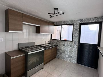 Casa Remodelada en Venta en Tequis, cerca del Rio Santiago