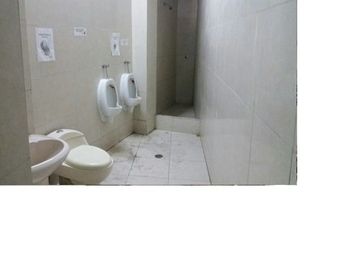 VENTA DE LOCAL INDUSTRIAL EN AV ARICA