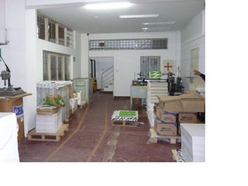 VENTA DE LOCAL INDUSTRIAL EN AV ARICA