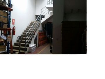 VENTA DE LOCAL INDUSTRIAL EN AV ARICA