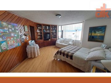 Venta de Oportunidad, Terreno de 1500m2 con Casa Grande Urb, Privada Cumbaya