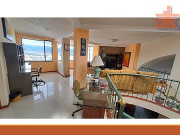 Venta de Oportunidad, Terreno de 1500m2 con Casa Grande Urb, Privada Cumbaya