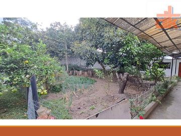 Venta de Oportunidad, Terreno de 1500m2 con Casa Grande Urb, Privada Cumbaya