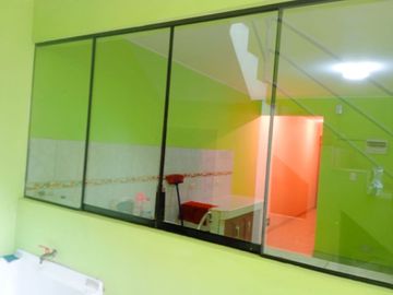CASA EN VENTA EN HUAMPANÍ AL LADO DE URB GIRASOLES, CON VISTA AL CLUB EL CUADRO
