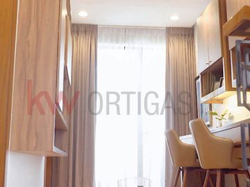 Modern Luxury Townhouse for Sale in Quezon City
