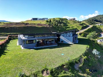 Beautiful Home in Gated Residential Community - Surrounded by Mountian Views