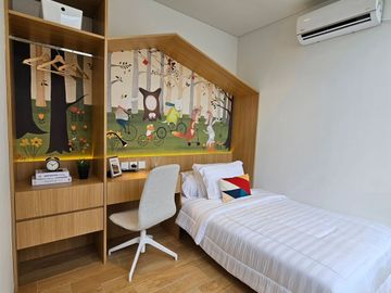 DP 0%! Rumah Central Park Juanda 2 Lantai Gress Baru Dekat Raya Tropodo Juanda MERR Free Biaya2