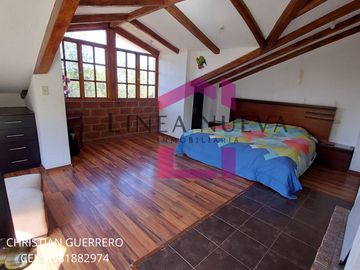 CASA DE CAMPO CON TERRENO, TABACUNDO