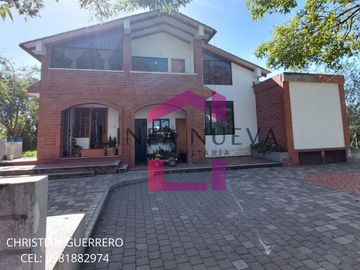 CASA DE CAMPO CON TERRENO, TABACUNDO