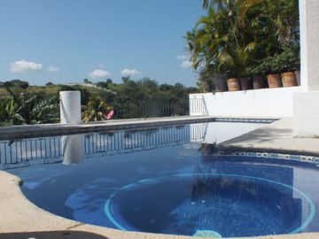 Casa en venta. Colinas de Santa Fe