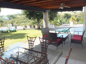 Casa en venta. Colinas de Santa Fe
