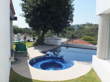 Casa en venta. Colinas de Santa Fe