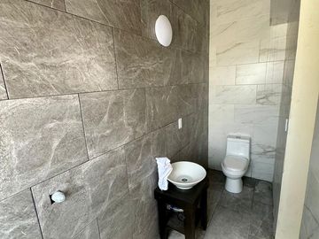 CASA 3 RECAMARAS REMODELADA EN FRACC VALLES DE LINDAVISTA