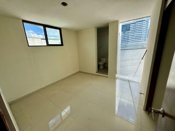 CASA 3 RECAMARAS REMODELADA EN FRACC VALLES DE LINDAVISTA