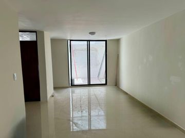 CASA 3 RECAMARAS REMODELADA EN FRACC VALLES DE LINDAVISTA
